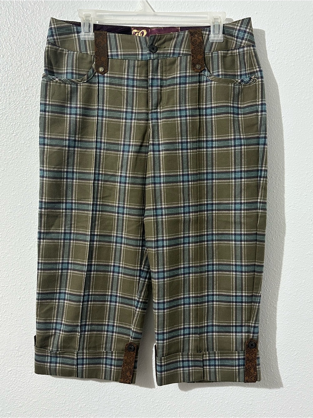 B By Burton Womens Size 6 Plaid Pleated Flannel Capri 20” Inseam Green & Blue